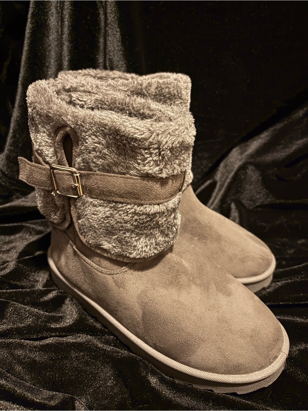 Cozy Faux-Shearling Taupe Women's Winter Boots